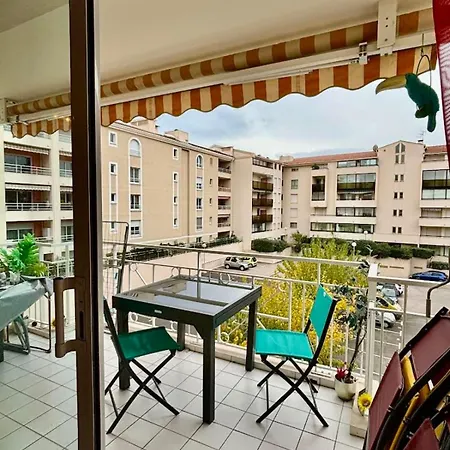 Apartment Beautiful 65 M Flat *