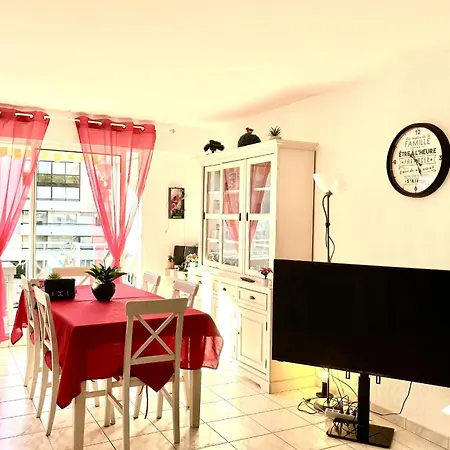 Beautiful 65 M Flat Apartment Saint-Raphael (Var)