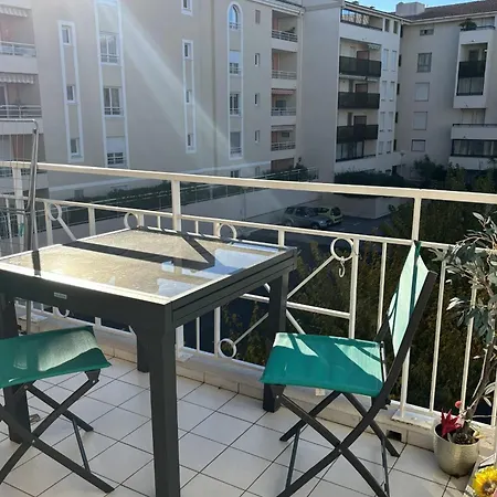 Beautiful 65 M Flat Apartment *